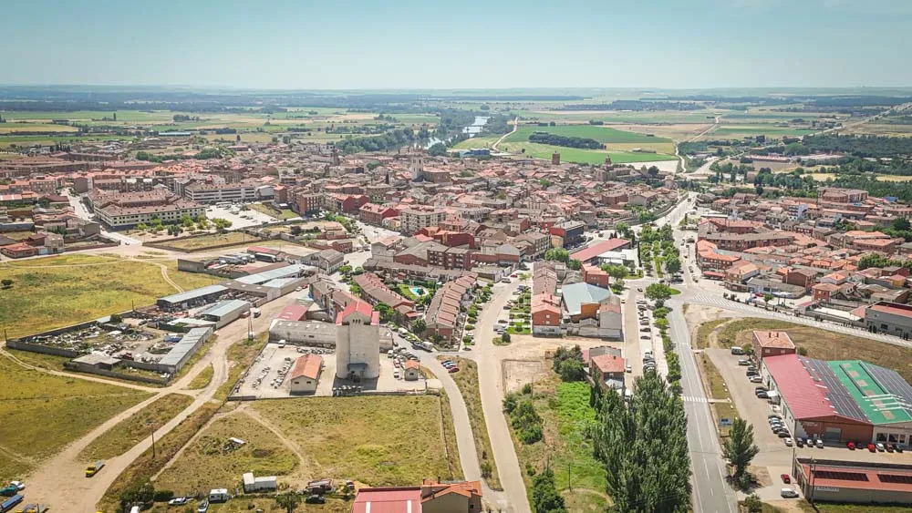 Tordesillas en provincia de Valladolid, centro de referencia en Castilla y León